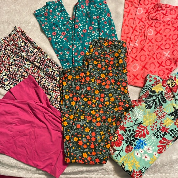 Lularoe legging bundle! Buttery soft and super comfy. - Picture 1 of 7